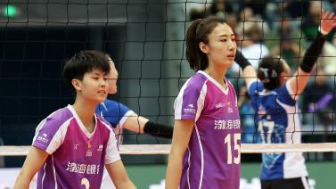 许多人对他 许多人对他