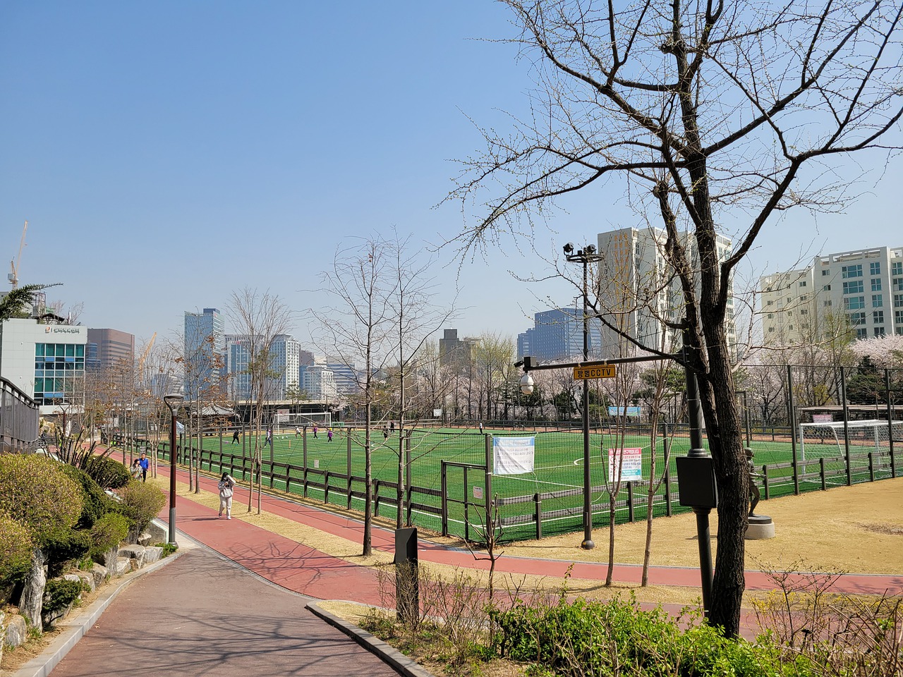 业中发挥更 业中发挥更